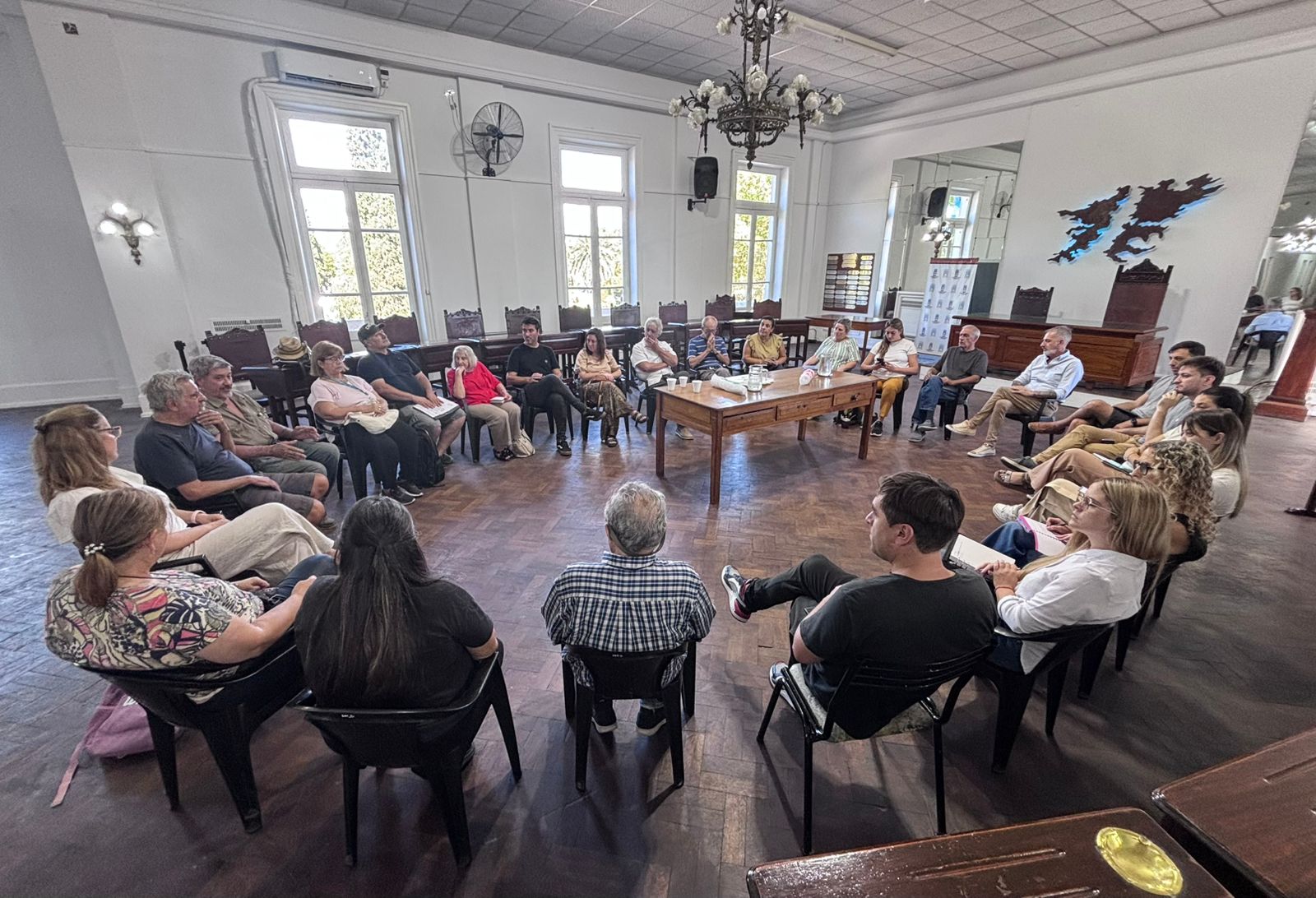 Imagen principal de Reunión ampliada con representantes de ApeCa