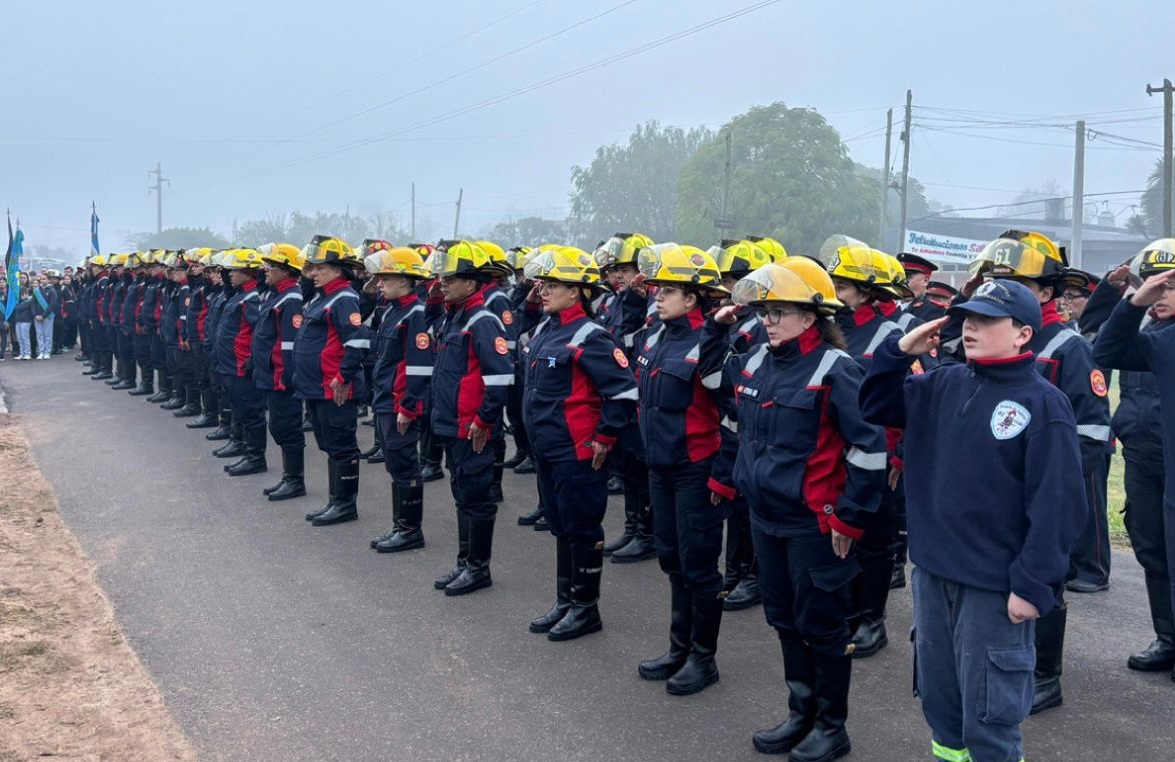 Imagen principal de El HCD de Luján acompañó el acto conmemorativo por el 20° Aniversario del Destacamento de Pueblo Nuevo del Cuerpo de Bomberos Voluntarios de Luján