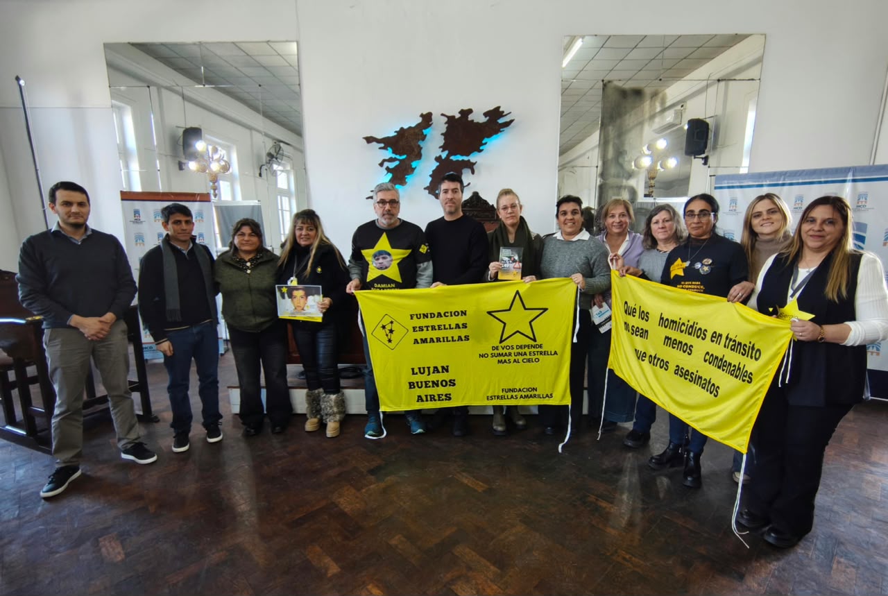 Imagen principal de Autoridades locales recibieron a la Fundación Estrellas Amarillas 